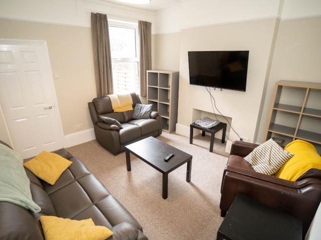 Flat for rent in Sharrow Vale, Sheffield