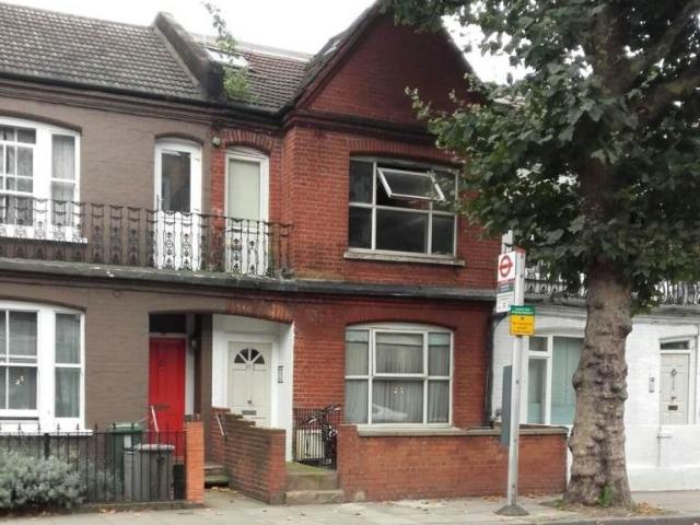 Flat for rent in Fulham, Sands End