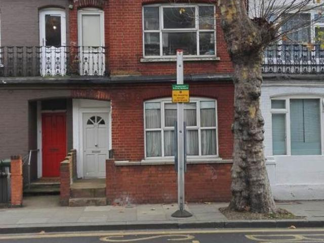 Flat for rent in Sands End, Greater London
