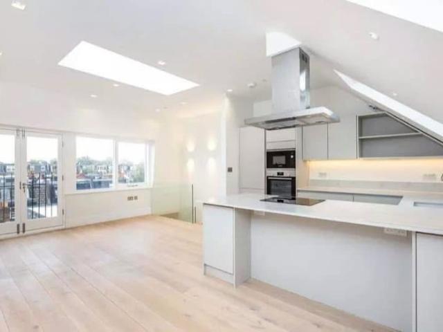 Flat for rent in Sands End, Greater London