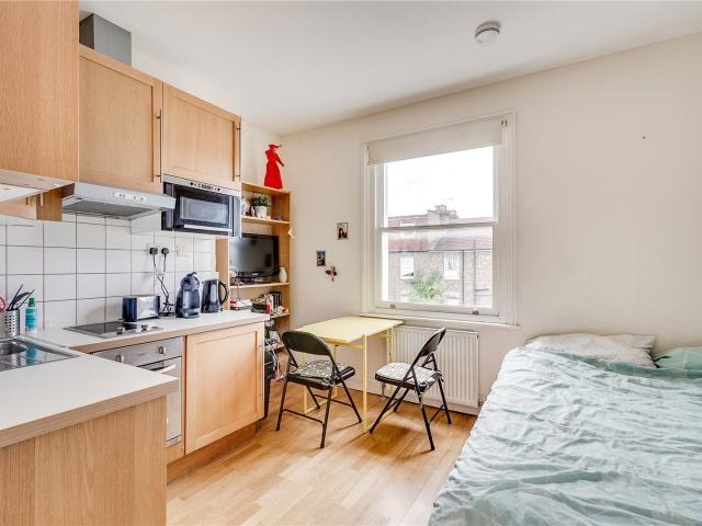Flat for rent in Shepherd's Bush, Greater London
