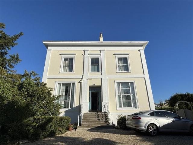 Flat for rent in Golden Valley, Gloucestershire