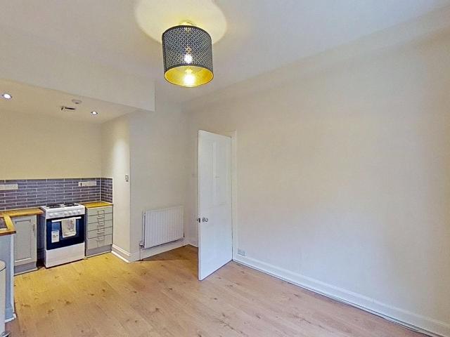 Flat for rent in Tynecastle, Gorgie
