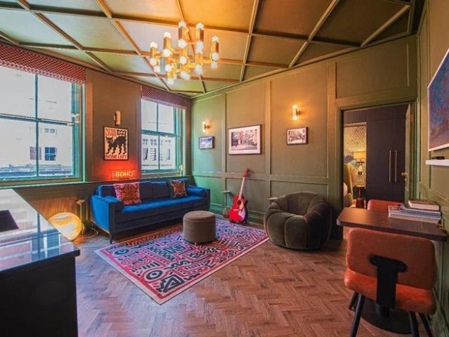 Flat for rent in Soho, Greater London