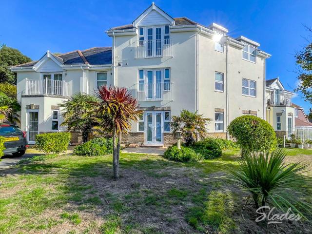 Flat for rent in Wick, Bournemouth