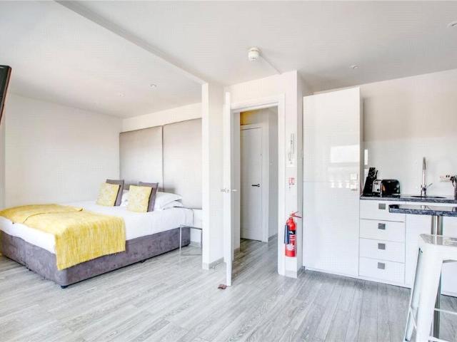 Apartment for rent in Royal Borough of Kensington and Chelsea, Greater London