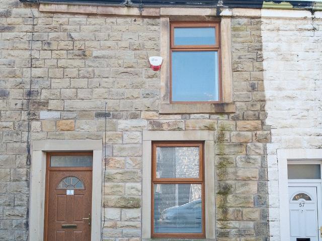 Flat for rent in Woodnook, Backburn