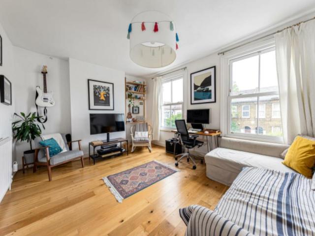 Flat for rent in London Borough of Newham, Greater London