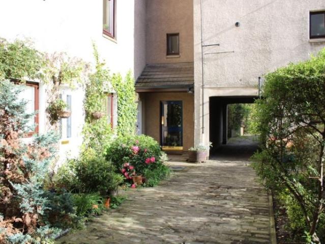 Flat for rent in North Leith, Leith