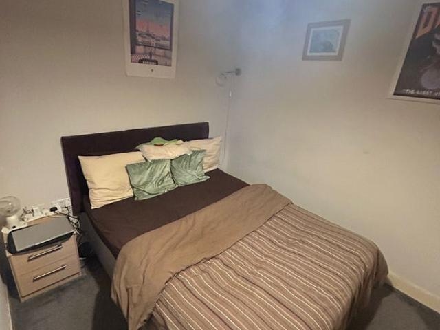 Flat for rent in Hulme, Georgia