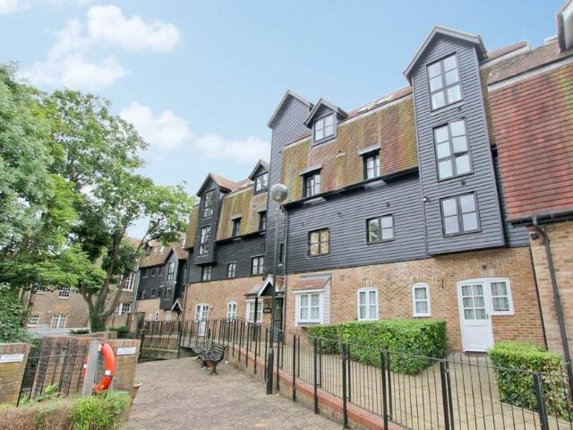 Apartment for rent in London Borough of Hillingdon, Greater London