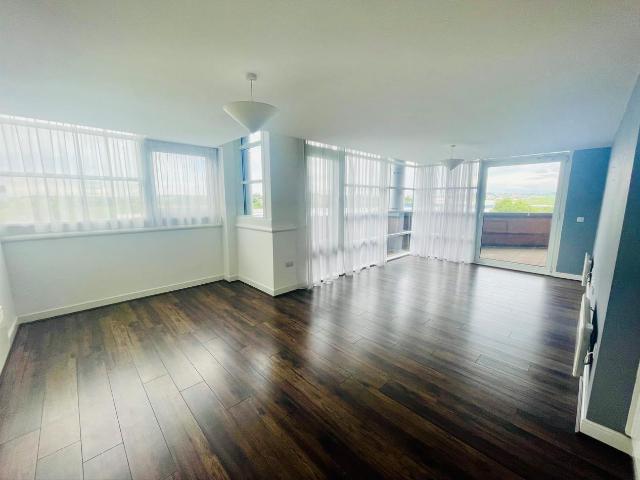Flat for rent in Woodside, Brierley Hill