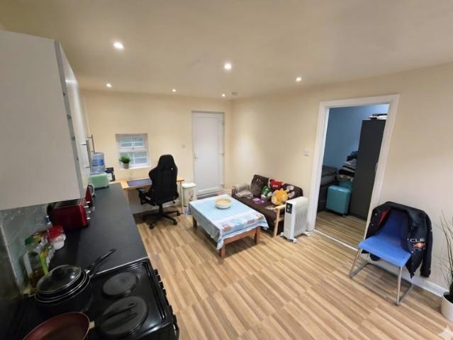 Flat for rent in Barkingside, Isle Of Man