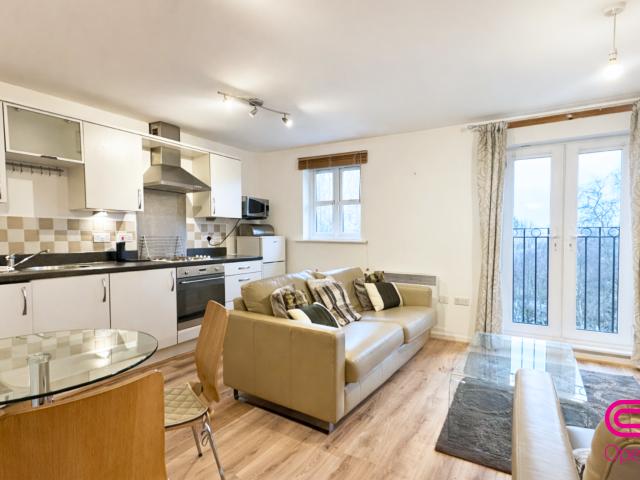 Flat for rent in Lee Bank, Greater Manchester