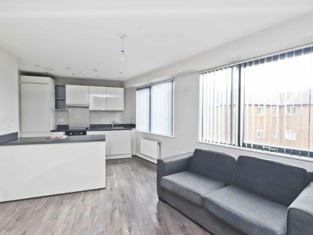 Apartment for rent in Yiewsley, Greater London