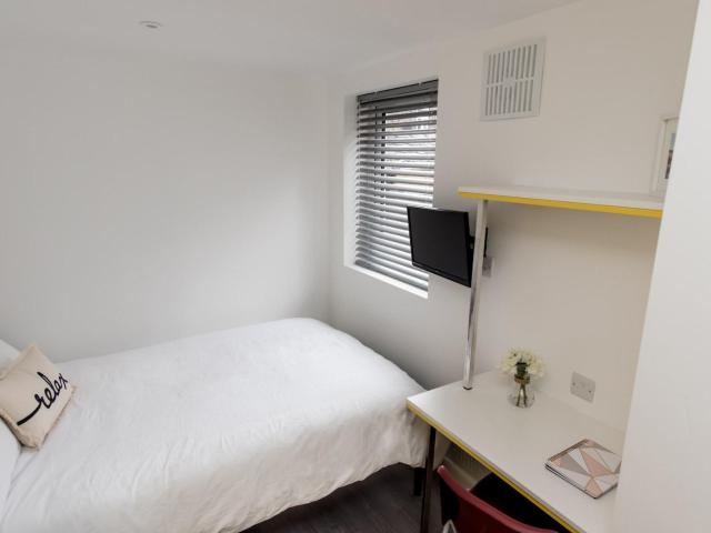 Flat for rent in Stoke, Stoke-on-Trent