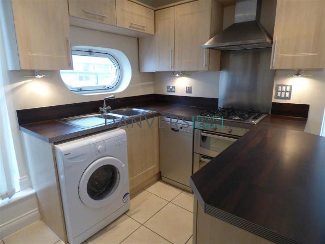 Flat for rent in Bede Island, Leicester