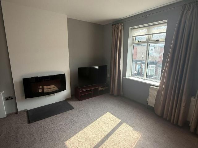Flat for rent in Porthill, Butterton