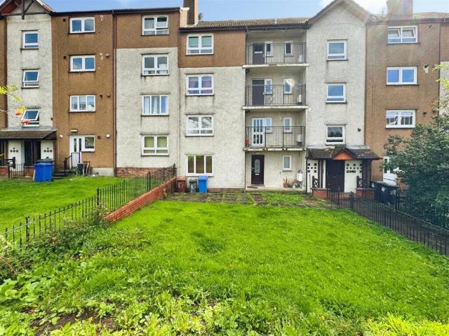 Flat for rent in Parkhall, Faifley