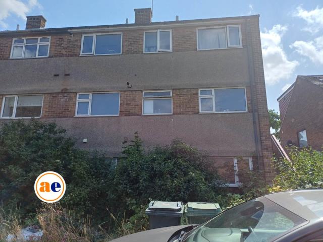 Flat for rent in Fleet Estate, Monks Orchard