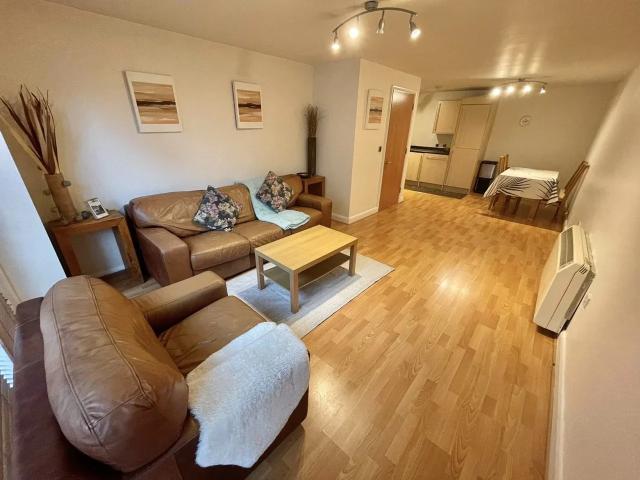 Flat for rent in The Meadows, Haddon