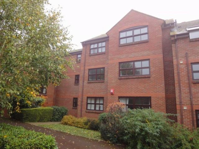 Flat for rent in St Leonards, Watergate