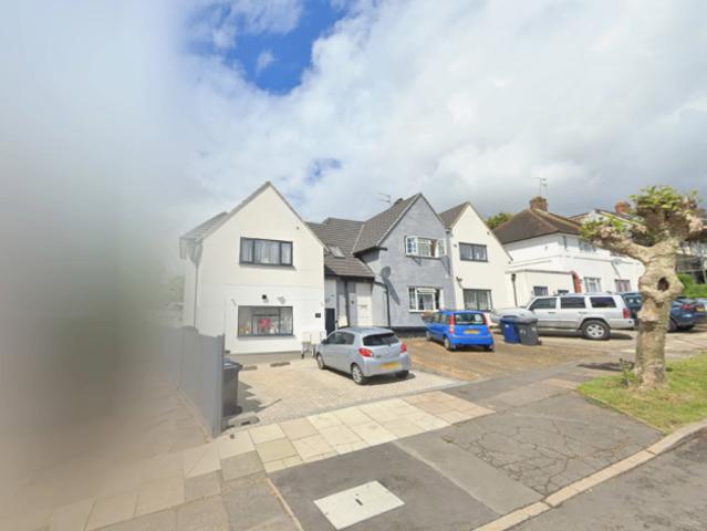 Flat for rent in London Borough of Barnet, Greater London