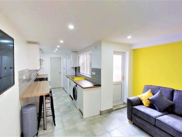 Flat for rent in Coventry, Lower Stoke