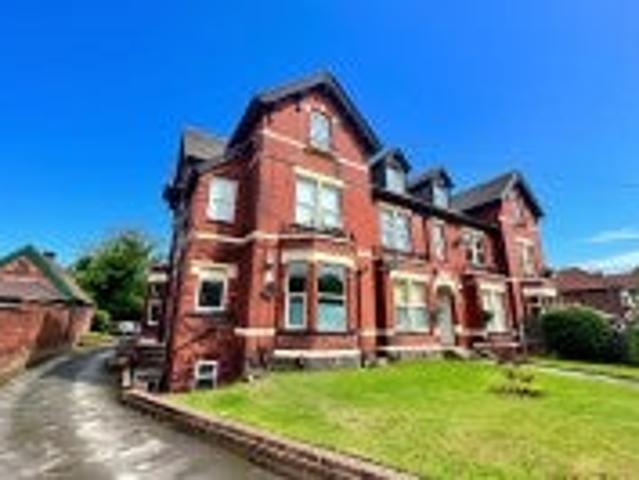 Flat for rent in Heaton Moor, Greater Manchester