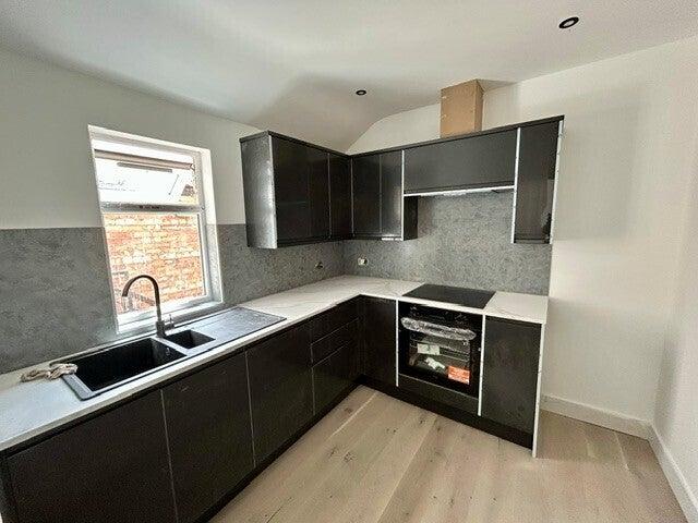 Flat for rent in Claughton, Oxton