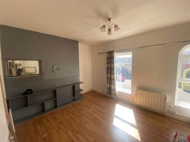 Flat for rent in Heaviley, Stockport