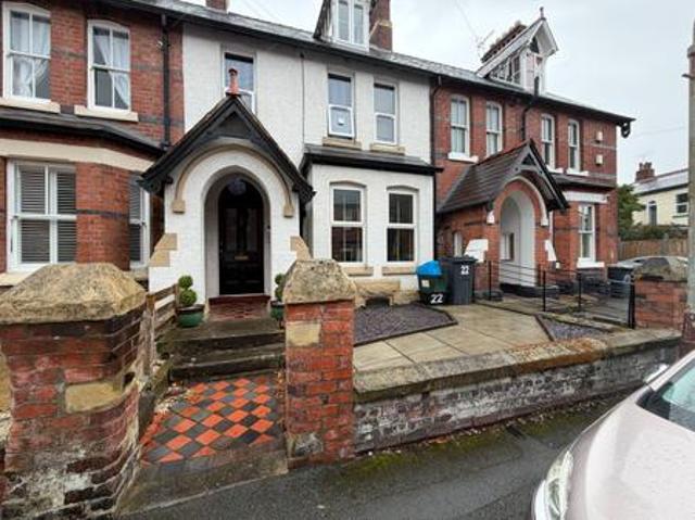 Flat for rent in Hightown, Wrexham