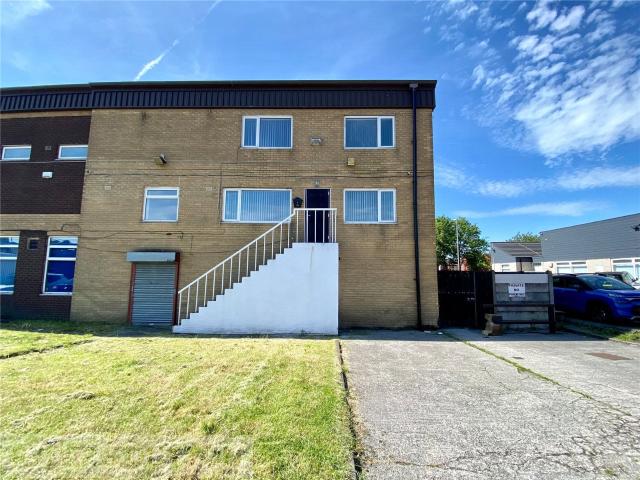 Flat for rent in Busk, Pendock