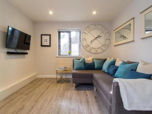 Flat for rent in Hyde Park, Leeds
