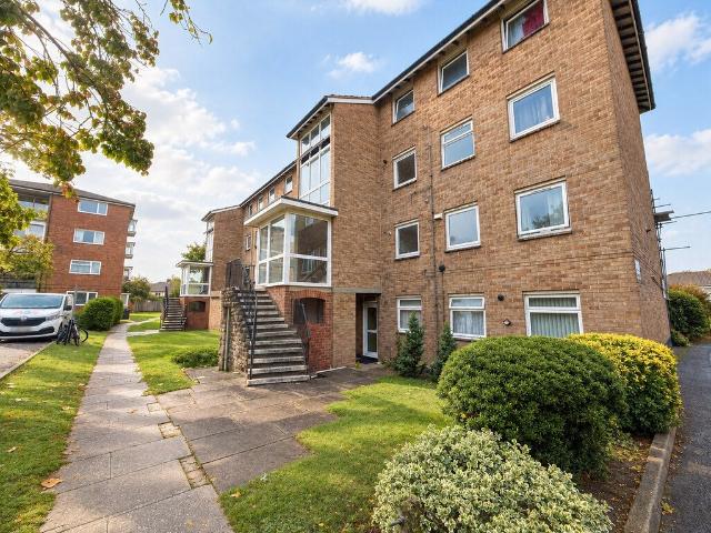 Flat for rent in Warblington, Havant