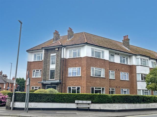 Flat for rent in Allington, Bridport
