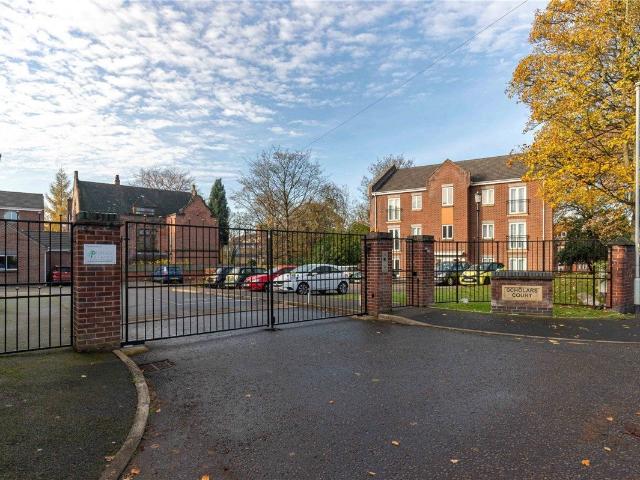 Flat for rent in Stoke, Stoke-on-Trent