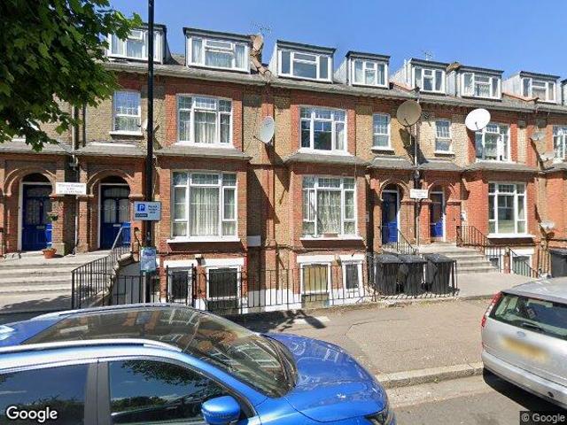 Flat for rent in Stamford Hill, Greater London