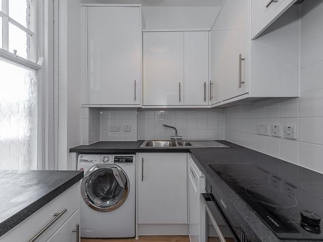Flat for rent in West Hampstead, West Hampstead