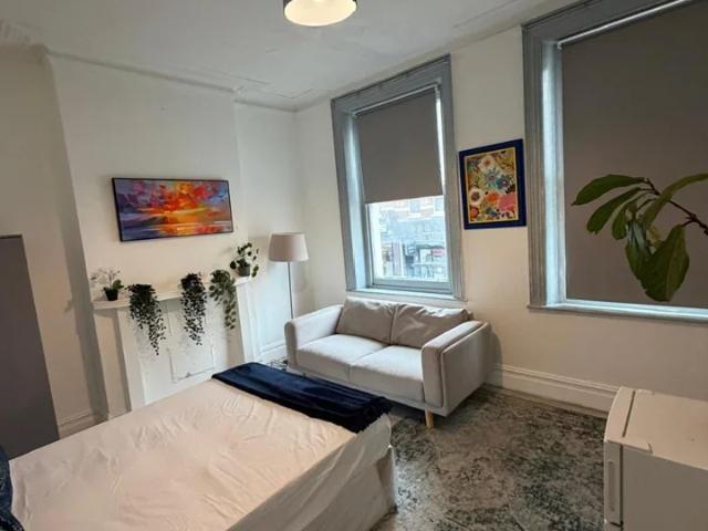 Flat for rent in West Hampstead, Greater London