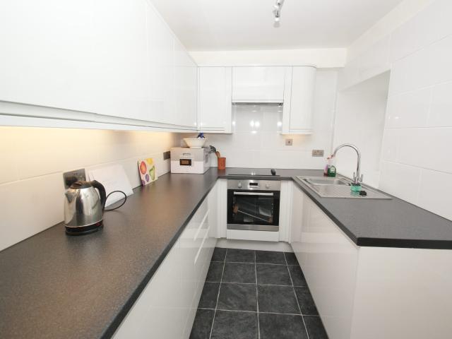 Flat for rent in Hotwells, Feckenham