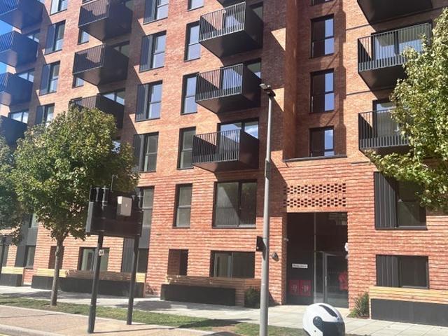 Room for rent in Greenwich Peninsula, Greater London