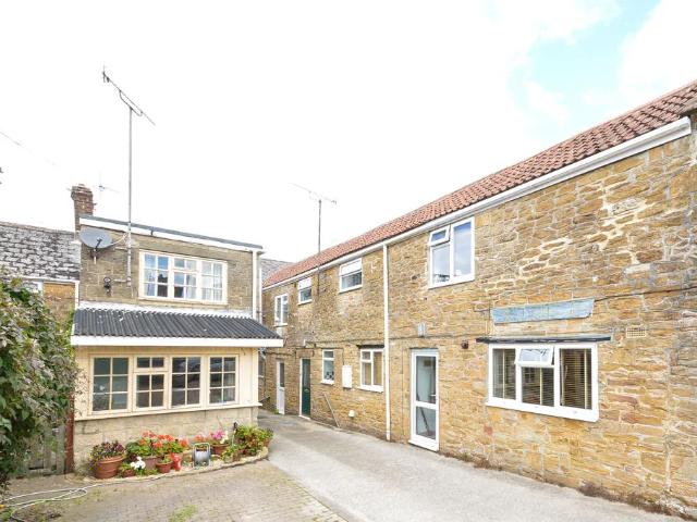 Flat for rent in Stoke Sub Hamdon, Somerset