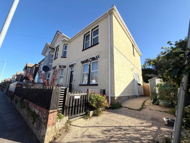 Flat for rent in Sterte, Poole