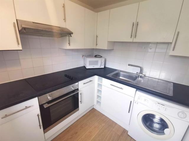 Flat for rent in Broomhill, Isle Of Man