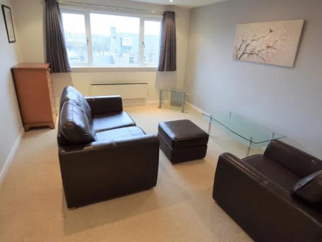 Flat for rent in Rosemount, Aberdeen City