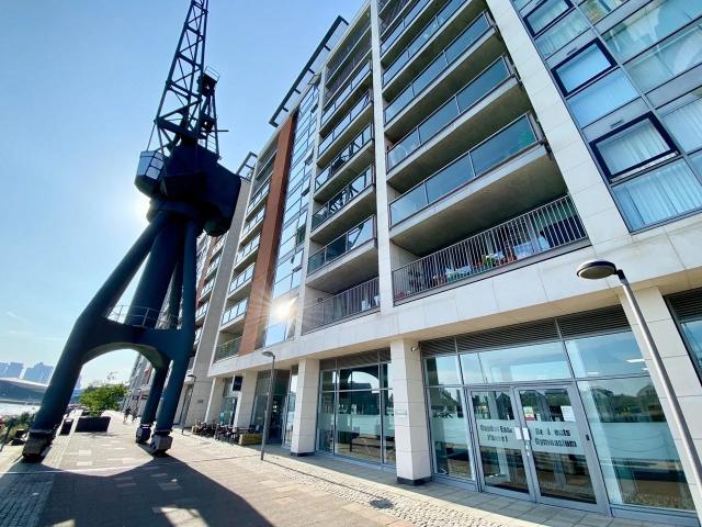 Flat for rent in Canning Town, Greater London
