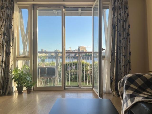 Flat for rent in Canary Wharf, Greater London