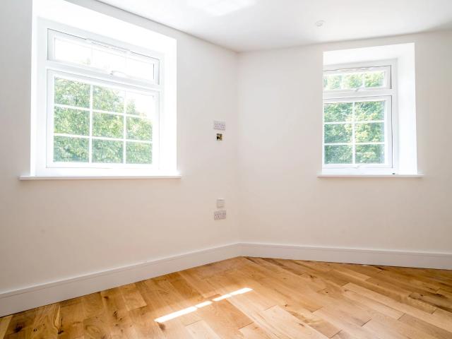 Flat for rent in Westfield, Woking