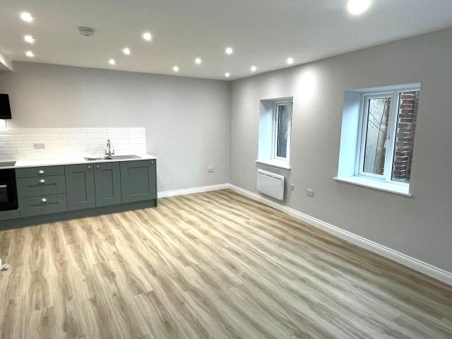 Flat for rent in Belle Isle, West Yorkshire